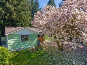 14828 Ashworth Avenue N, Shoreline WA 98133