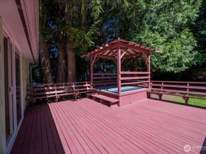 14828 Ashworth Avenue N, Shoreline WA 98133