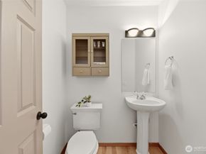 20101 11th Avenue W, Lynnwood WA 98036