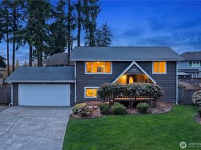 15601 125th Place NE, Woodinville WA 98072