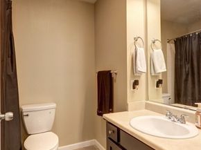 31500 33rd Place SW F103, Federal Way WA 98023