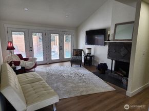 3008 Scenic Drive SE, Auburn WA 98023