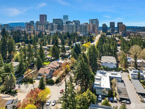 1606 103rd Place NE K5, Bellevue WA 98004