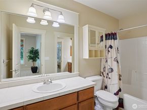 11815 157th Avenue NE, Redmond WA 98052