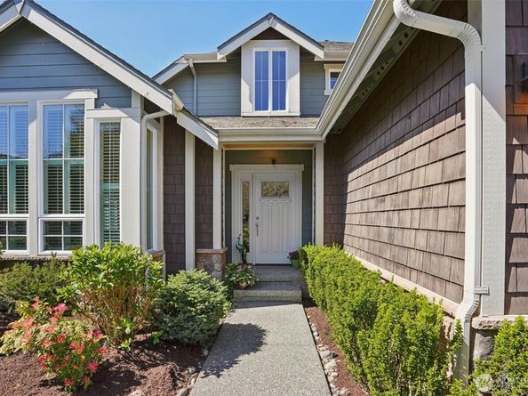 11815 157th Avenue NE, Redmond WA 98052