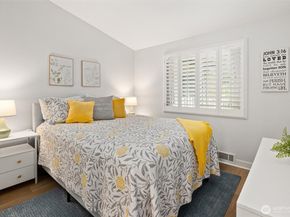 210 Mountain Park Boulevard SW F303, Issaquah WA 98027