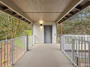 210 Mountain Park Boulevard SW F303, Issaquah WA 98027