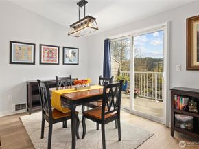 210 Mountain Park Boulevard SW F303, Issaquah WA 98027