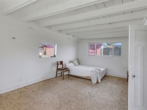 8650 10th Avenue SW, Seattle WA 98106