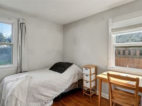 8650 10th Avenue SW, Seattle WA 98106