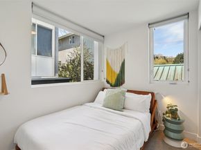 71 W Dravus Street, Seattle WA 98119