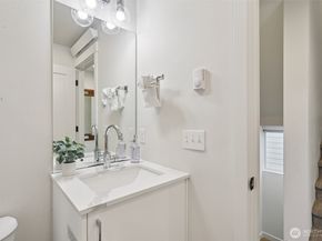 71 W Dravus Street, Seattle WA 98119