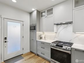 71 W Dravus Street, Seattle WA 98119