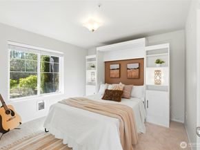 10175 156th Court NE 105, Redmond WA 98052