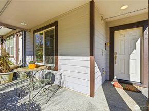 10175 156th Court NE 105, Redmond WA 98052