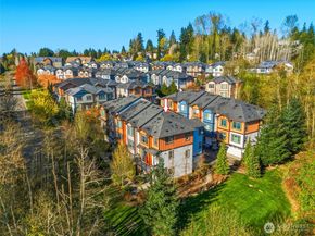 10175 156th Court NE 105, Redmond WA 98052