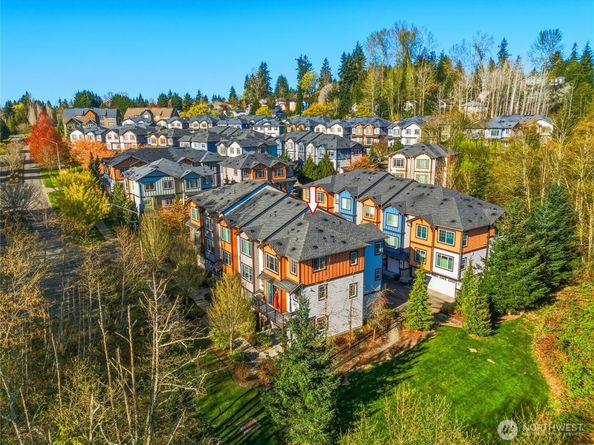10175 156th Court NE 105, Redmond WA 98052