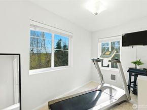 10175 156th Court NE 105, Redmond WA 98052