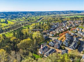 10175 156th Court NE 105, Redmond WA 98052