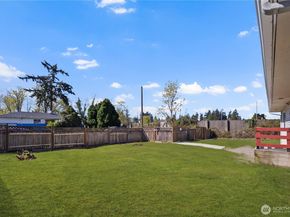3206 S 221st Street, SeaTac WA 98198