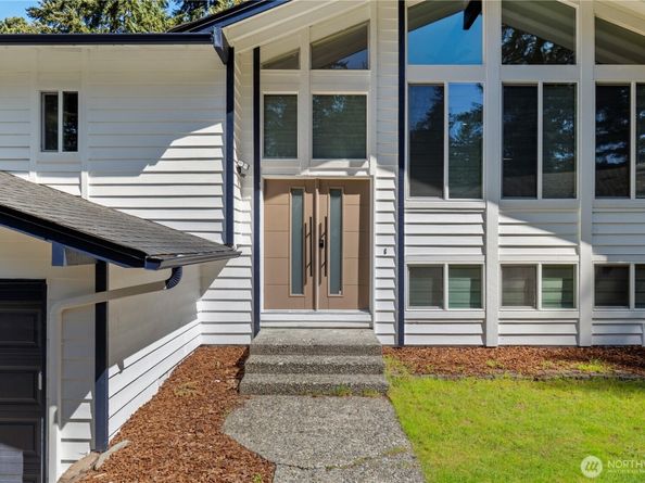 10518 165th Place NE, Redmond WA 98052