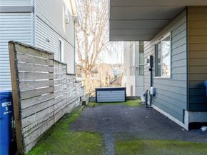 3245 21st Avenue W, Seattle WA 98199