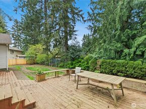 10833 32nd Drive SE, Everett WA 98208