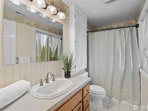 10833 32nd Drive SE, Everett WA 98208