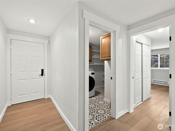 200 Mt Park Boulevard SW A103, Issaquah WA 98027