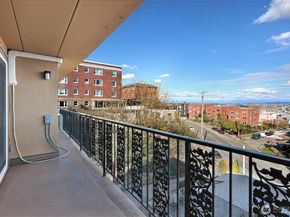 1818 Bigelow Avenue N 301, Seattle WA 98109
