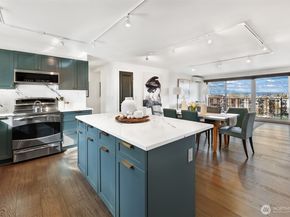 1818 Bigelow Avenue N 301, Seattle WA 98109