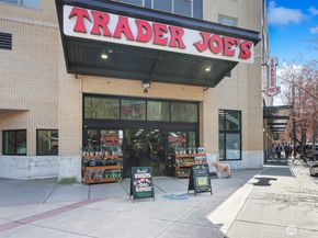 1818 Bigelow Avenue N 301, Seattle WA 98109