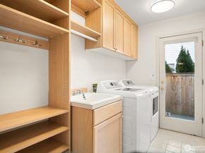 19640 88th Place NE, Bothell WA 98011