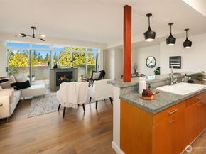 1188 106th Avenue NE 430, Bellevue WA 98004