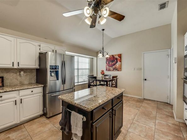 5321  Meadow Chase Lane , Flower Mound Texas 75028