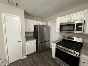3709  Bond Street , Rowlett Texas 75088