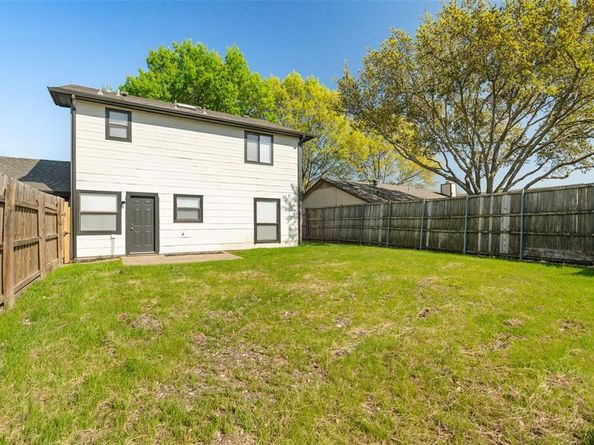 3709  Bond Street , Rowlett Texas 75088