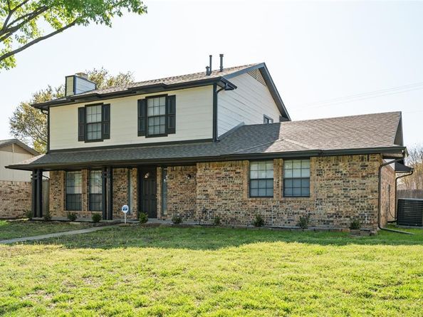 3709  Bond Street , Rowlett Texas 75088