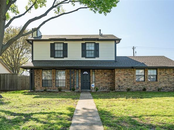 3709  Bond Street , Rowlett Texas 75088