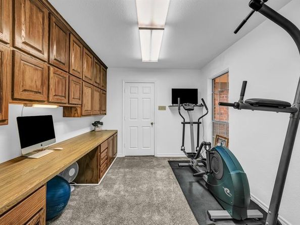 120  Oak Hollow Court S, Azle Texas 76020