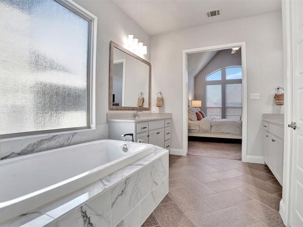 2500  Rosecroft Court , Celina Texas 75009