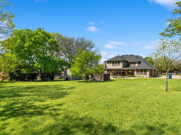 106 E Fork Road , Sunnyvale Texas 75182