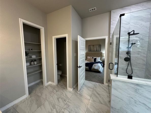 3600  Carl Street , Dallas Texas 75210