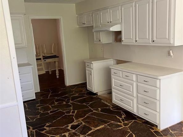 4215  Southcrest Drive , Arlington Texas 76013