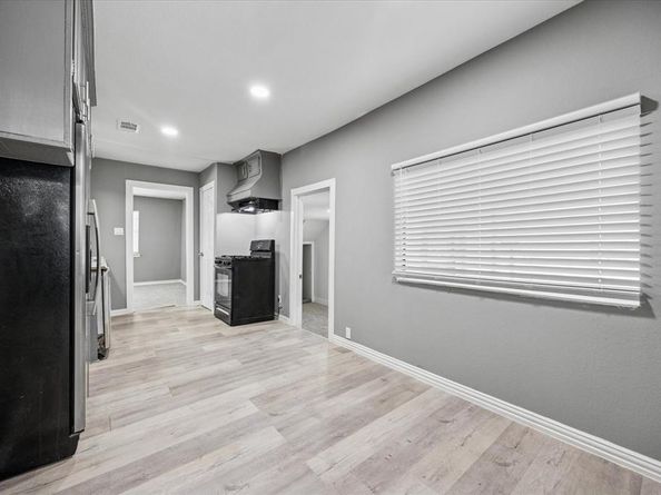 5232  Gordon Avenue , Fort Worth Texas 76115