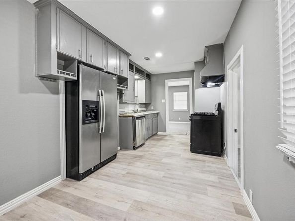 5232  Gordon Avenue , Fort Worth Texas 76115