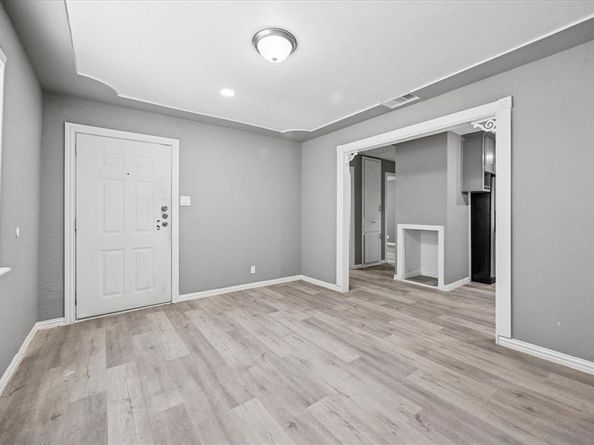5232  Gordon Avenue , Fort Worth Texas 76115