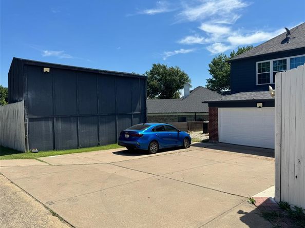 1201  Brittainy Place , Carrollton Texas 75006