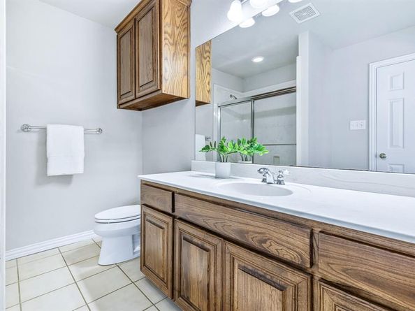 621  Alexandrite Drive , Oak Point Texas 75068