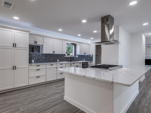 11341  Gatewood Place , Dallas Texas 75218